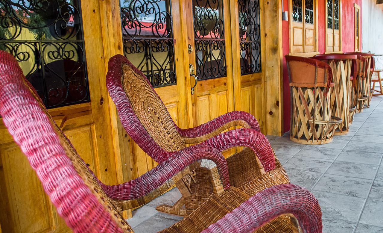 Hotel La Estacion Креэль Экстерьер фото